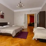 Casa Balcescu 3* Brasov