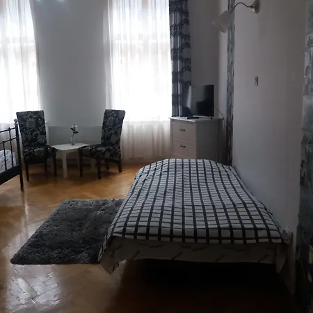 Casa Balcescu 3*
