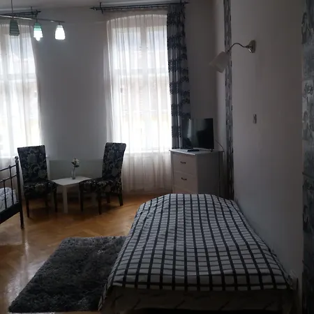 Casa Balcescu ゲストハウス 3*