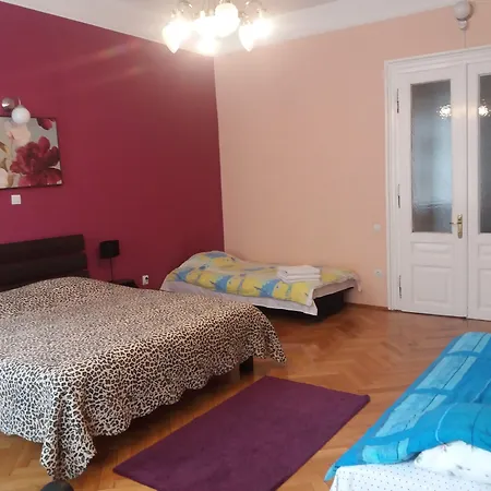 ゲストハウス Casa Balcescu