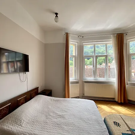Casa Balcescu 3*