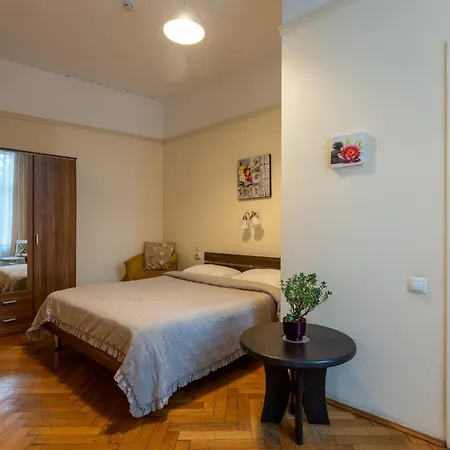 ゲストハウス Casa Balcescu 3*