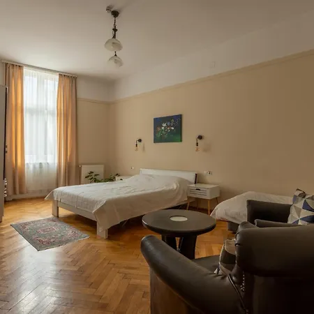 Casa Balcescu ゲストハウス 3*