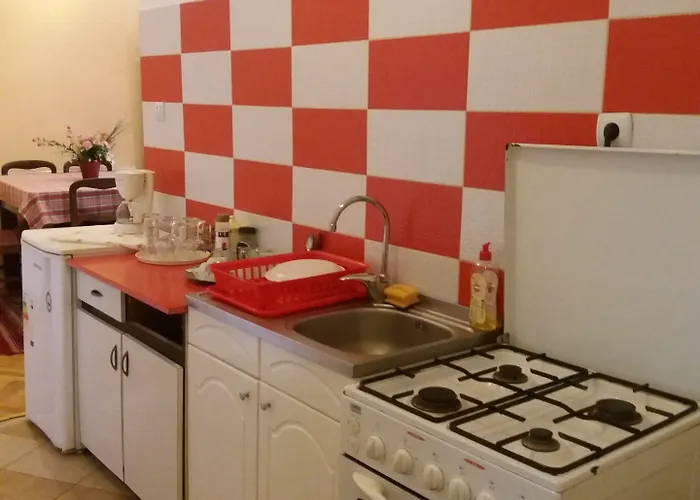 Casa Balcescu 3* Brassó