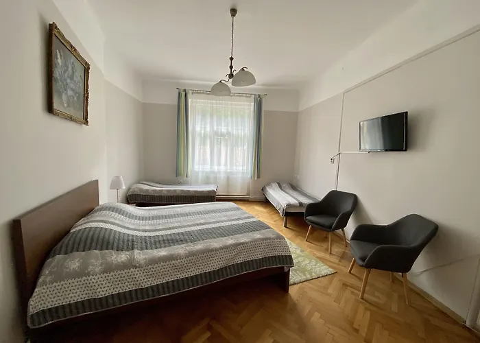 Casa Balcescu 3* Brasov