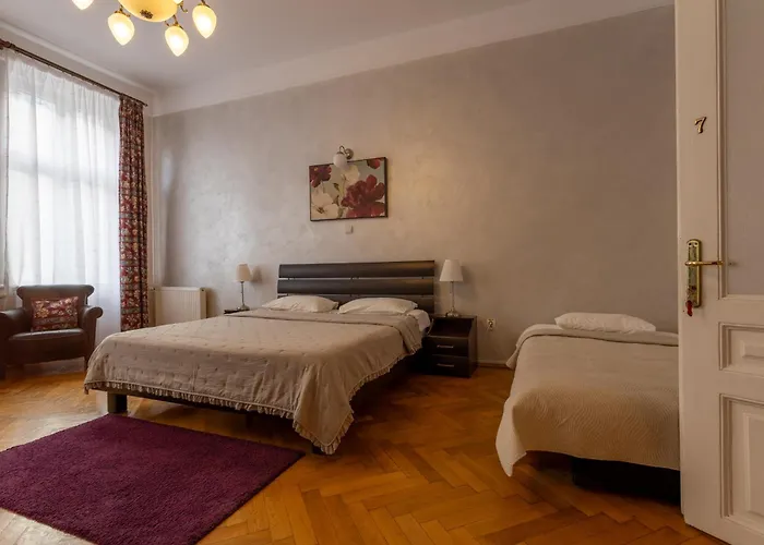 Casa Balcescu 3*